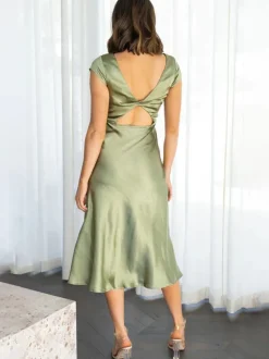 Satin Sleeveless Blackless Midi Dress